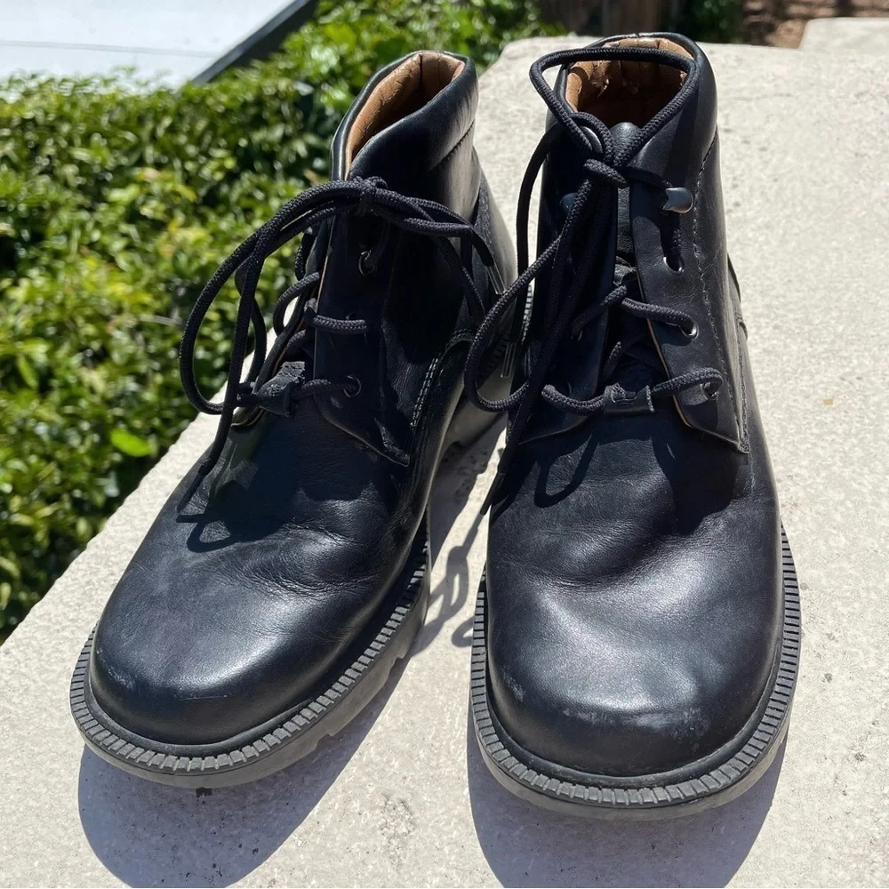 Timberland Men's Newman Waterproof Chukka Boots in Black